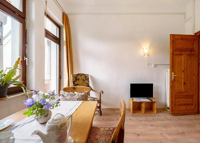 Nikola Apartamento *